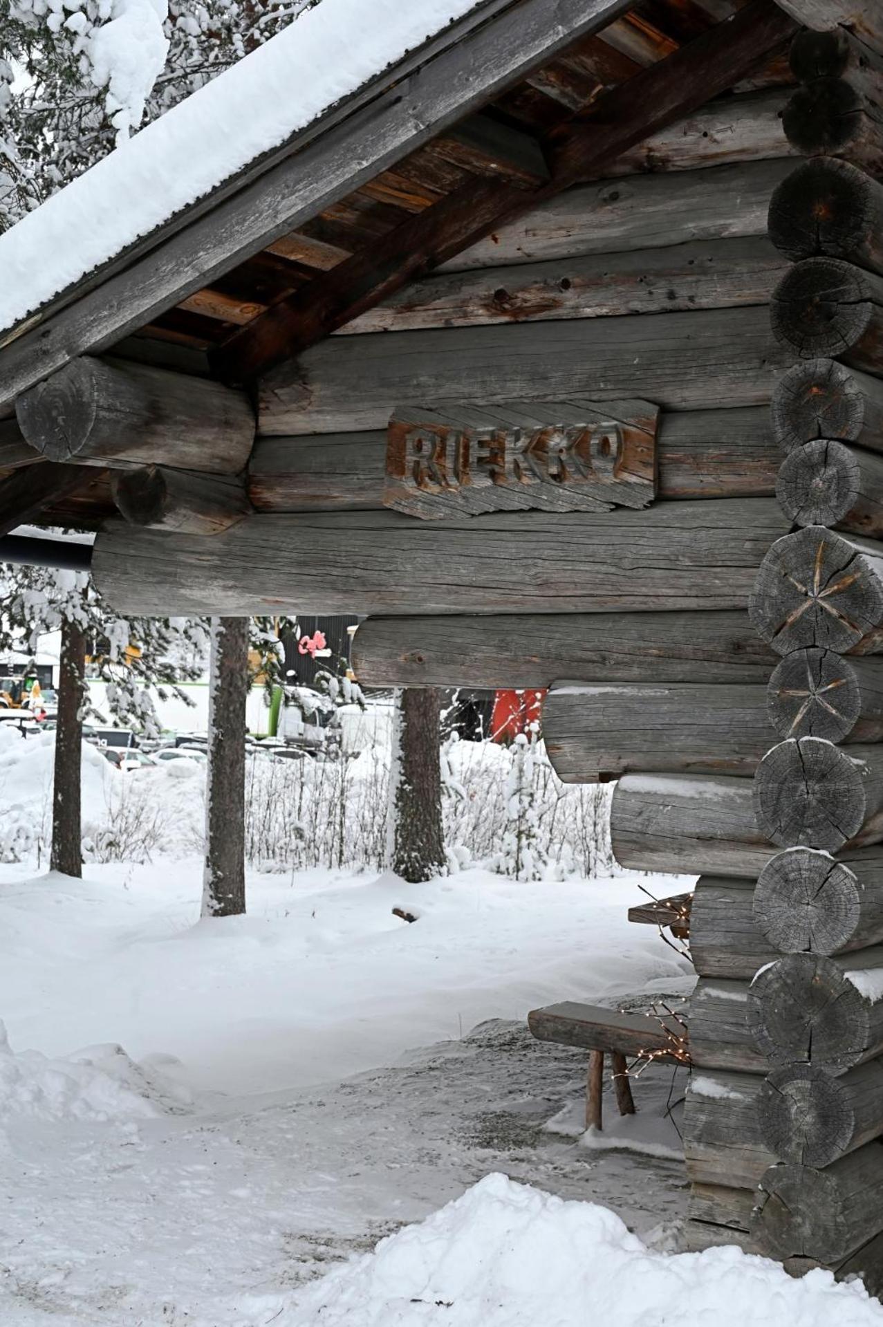 Classic Log Cabin Ski-In Ski-Out Levi Eksteriør bilde